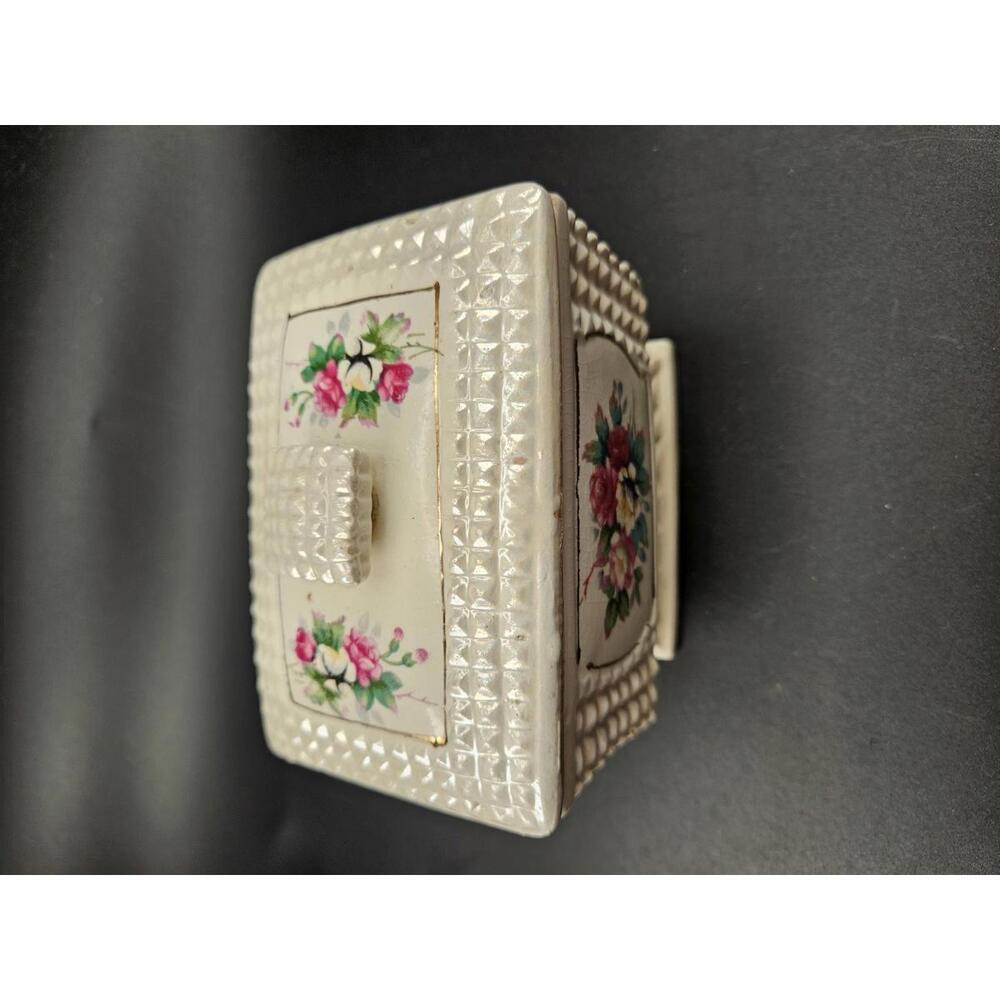 Mid Century Hollywood Regency Ivory & RosesPyramidal Hobnob Lidded Trinket Box - Picture 7 of 14